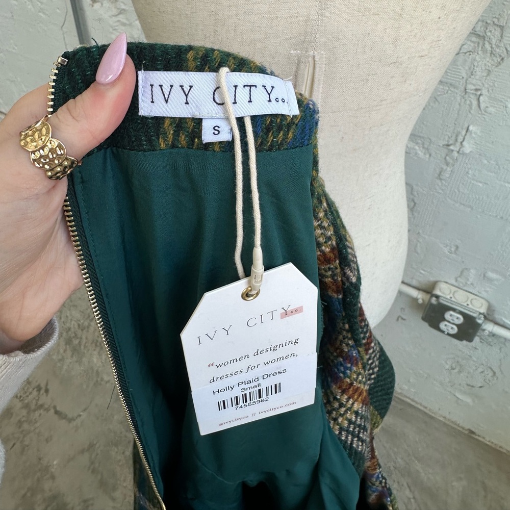 NWT Ivy City holly plaid dress puff sleeves green midi Women’s Size SMALL - Picture 7 of 8